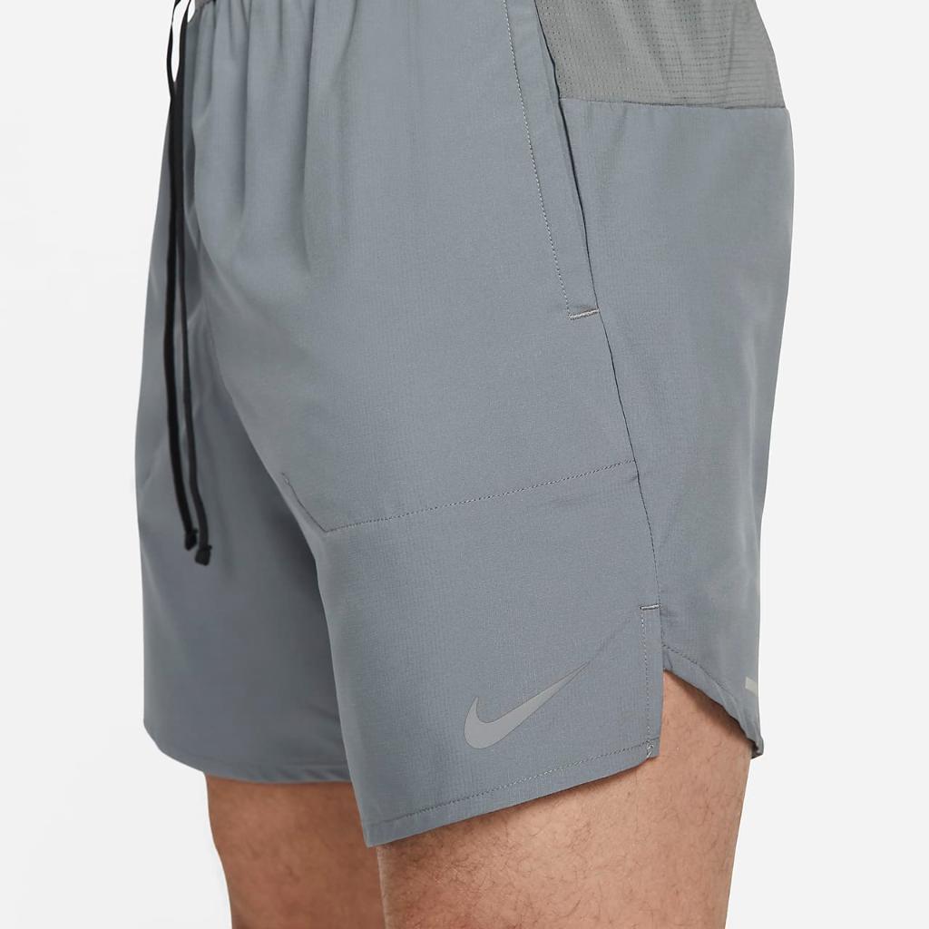 Nike Dri-FIT Stride Men&#039;s 7&quot; Brief-Lined Running Shorts DM4761-084