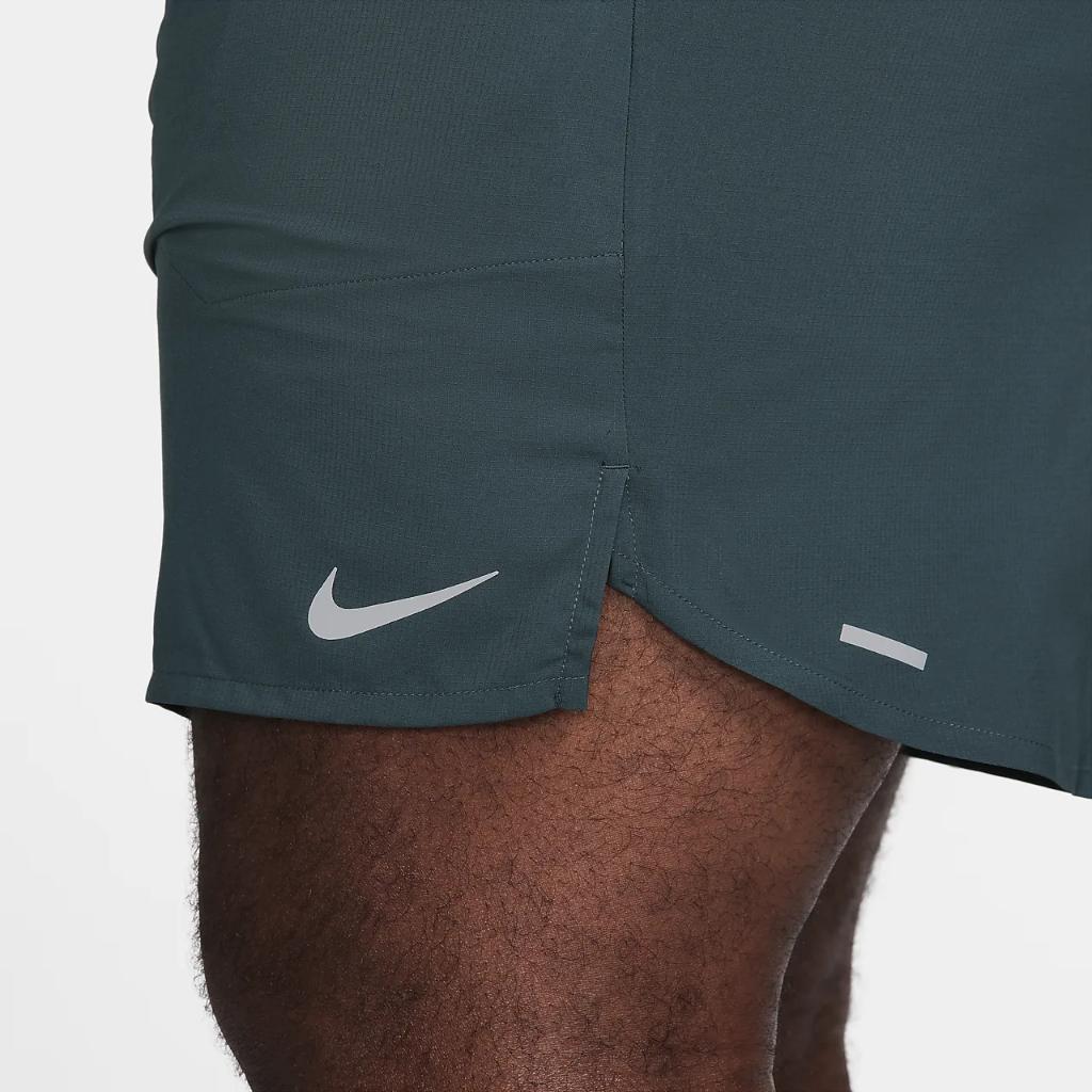 Nike Stride Men&#039;s Dri-FIT 7&quot; Brief-Lined Running Shorts DM4761-328