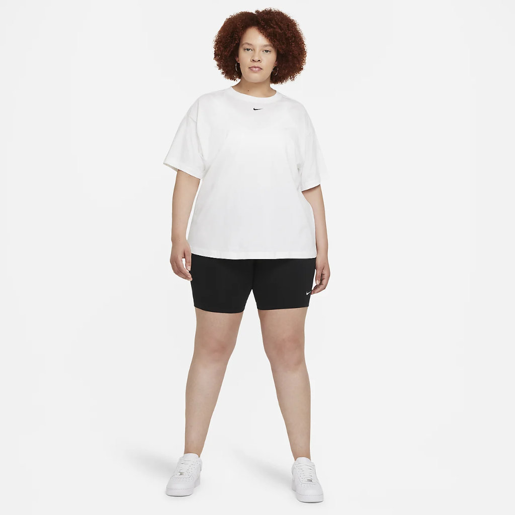 Nike Sportswear Essential Women&#039;s Oversized Short-Sleeve Top (Plus Size) DM5123-100