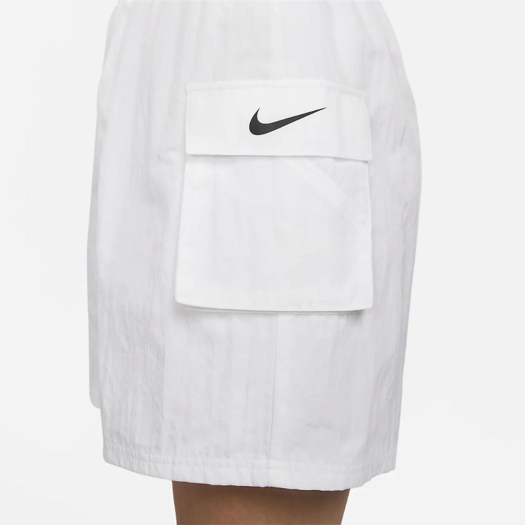 Nike Sportswear Essential Women&#039;s Woven High-Rise Shorts DM6247-100