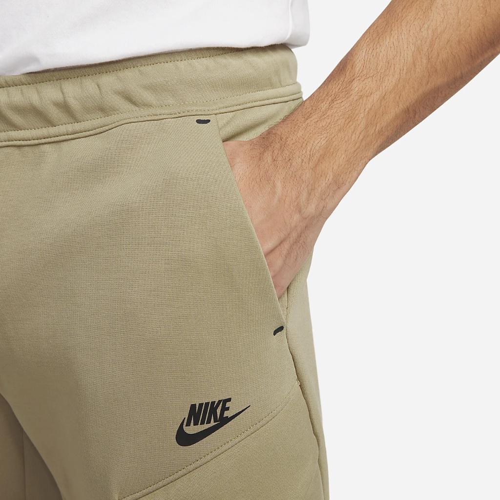 Nike Sportswear Tech Fleece Men&#039;s Utility Pants DM6453-247