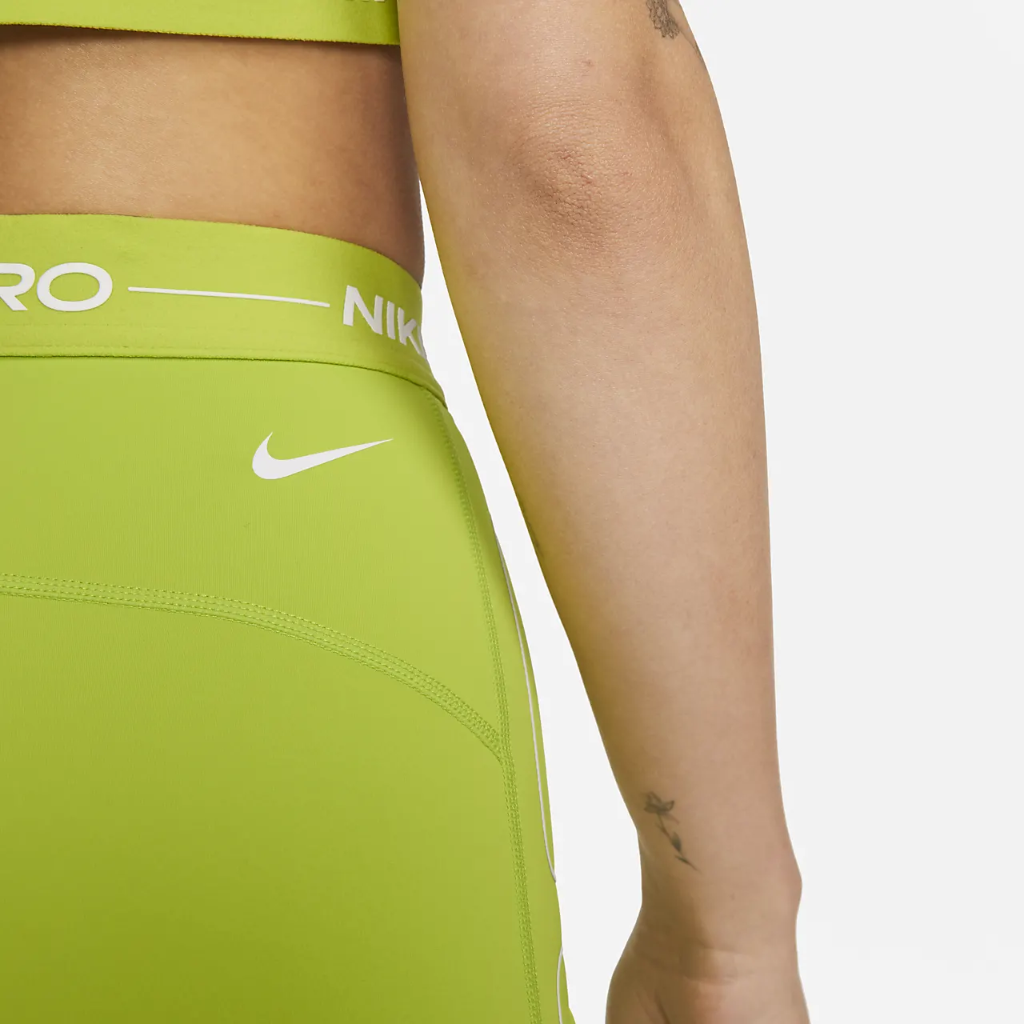 Nike Pro Dri-FIT Women&#039;s 7&quot; High-Rise Training Shorts DM7585-321