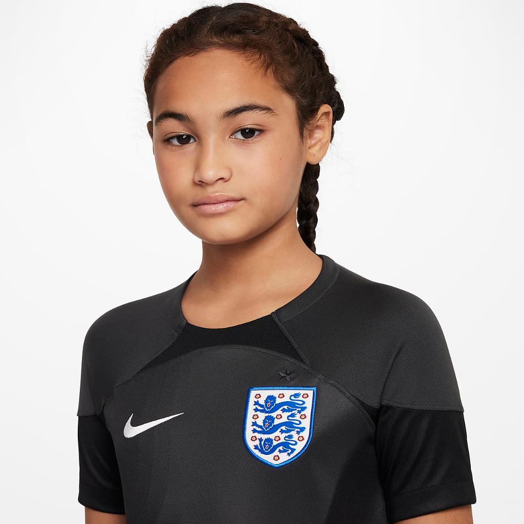 England 2022/23 Stadium Goalkeeper Big Kids&#039; Nike Dri-FIT Short-Sleeve Soccer Jersey DN0830-060