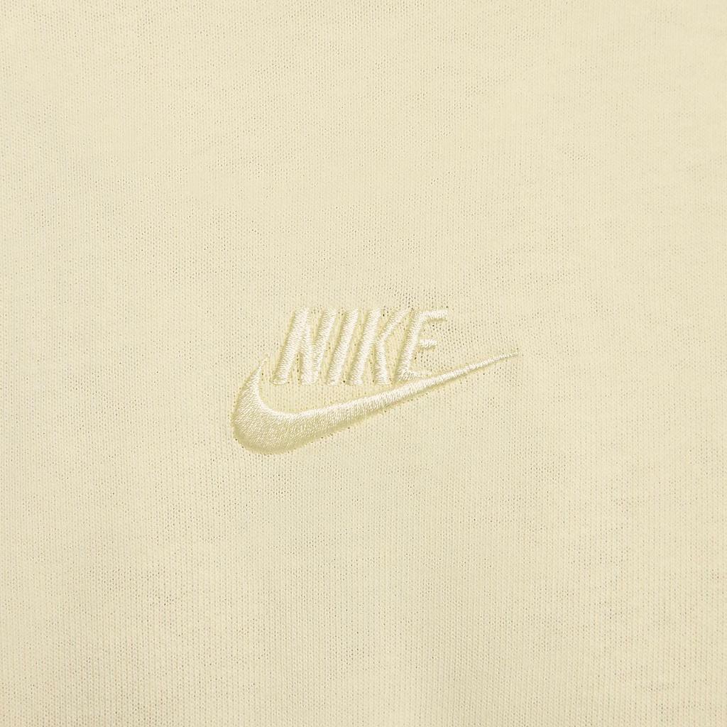 Nike Sportswear Premium Essentials Men&#039;s Long-Sleeve T-Shirt DO7390-744