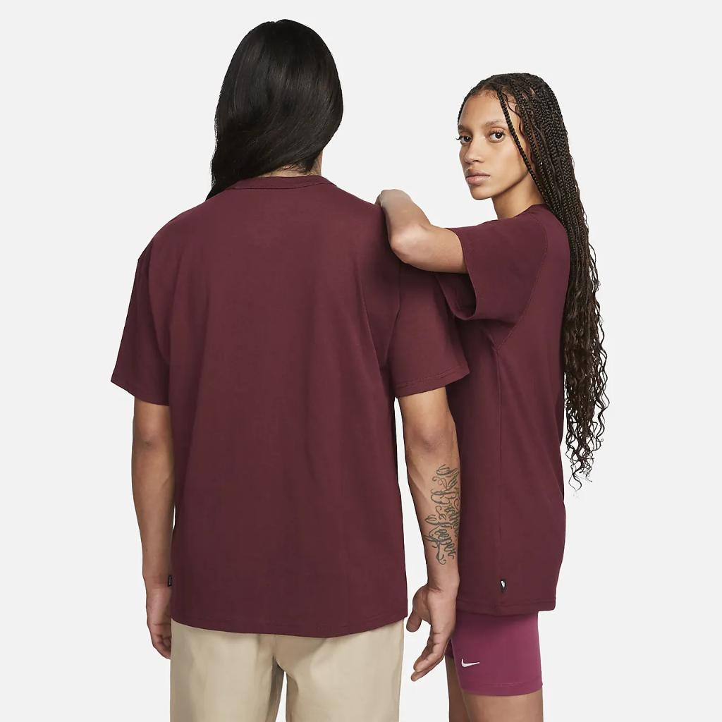 Nike Sportswear Premium Essentials Men&#039;s T-Shirt DO7392-681