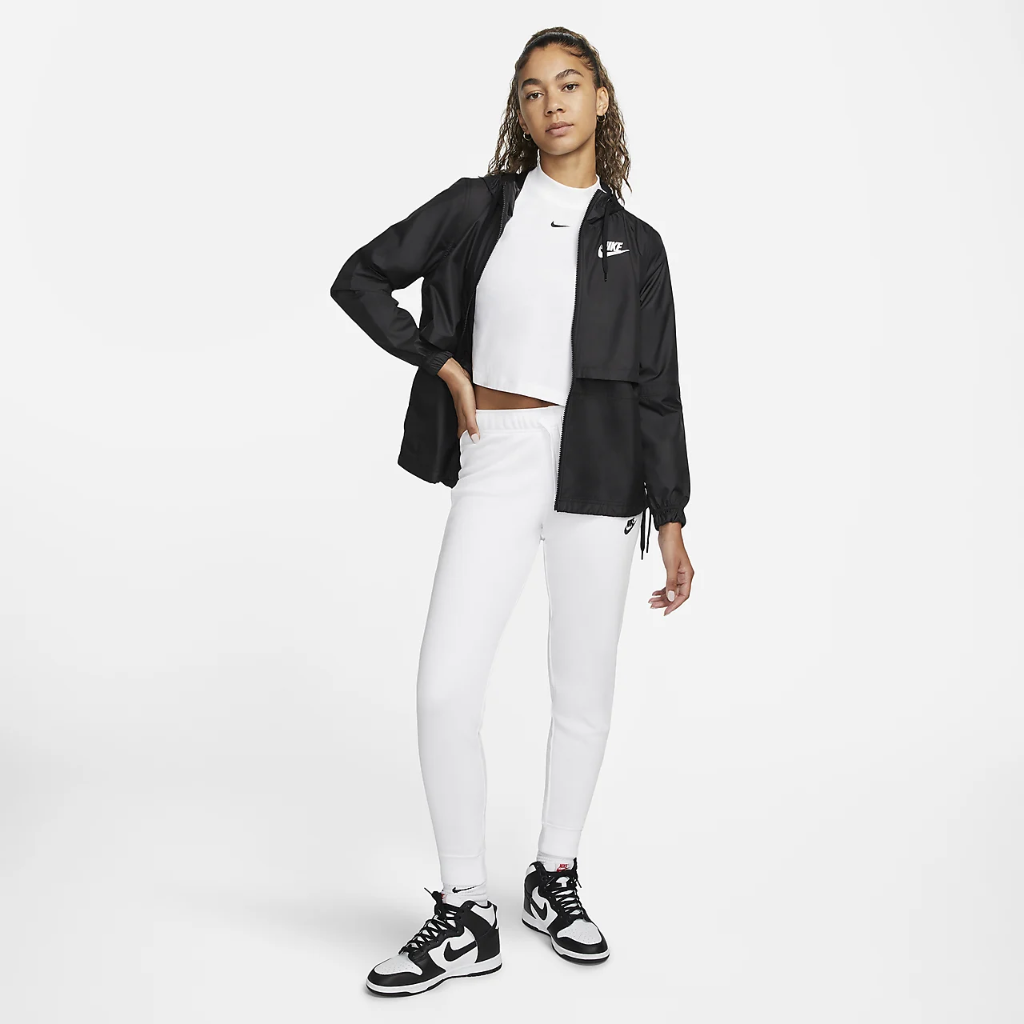 Nike Sportswear Club Fleece Women&#039;s Mid-Rise Slim Joggers DQ5174-100