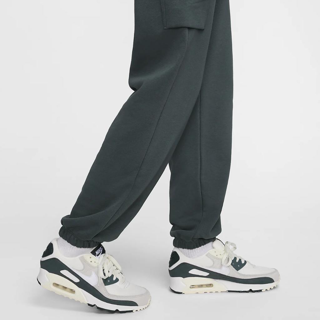 Nike Sportswear Club Fleece Women&#039;s Mid-Rise Oversized Cargo Sweatpants DQ5196-338