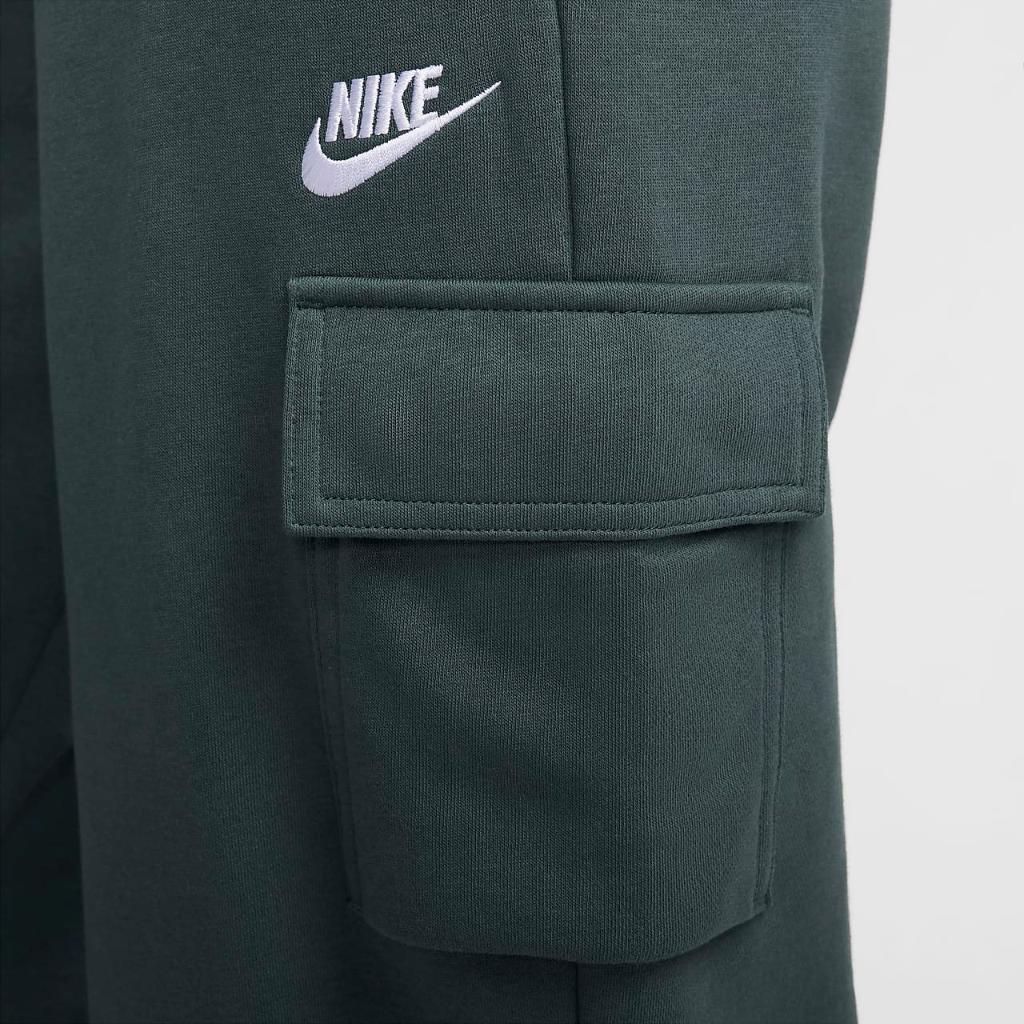 Nike Sportswear Club Fleece Women&#039;s Mid-Rise Oversized Cargo Sweatpants DQ5196-338