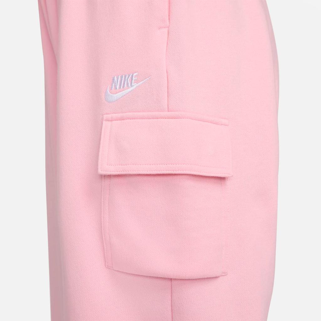 Nike Sportswear Club Fleece Women&#039;s Mid-Rise Oversized Cargo Sweatpants DQ5196-690
