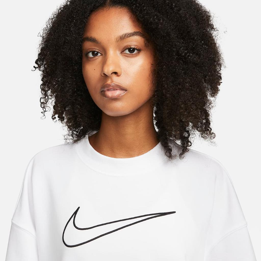 Nike Dri-FIT Get Fit Women&#039;s Graphic Crewneck Sweatshirt DQ5542-100