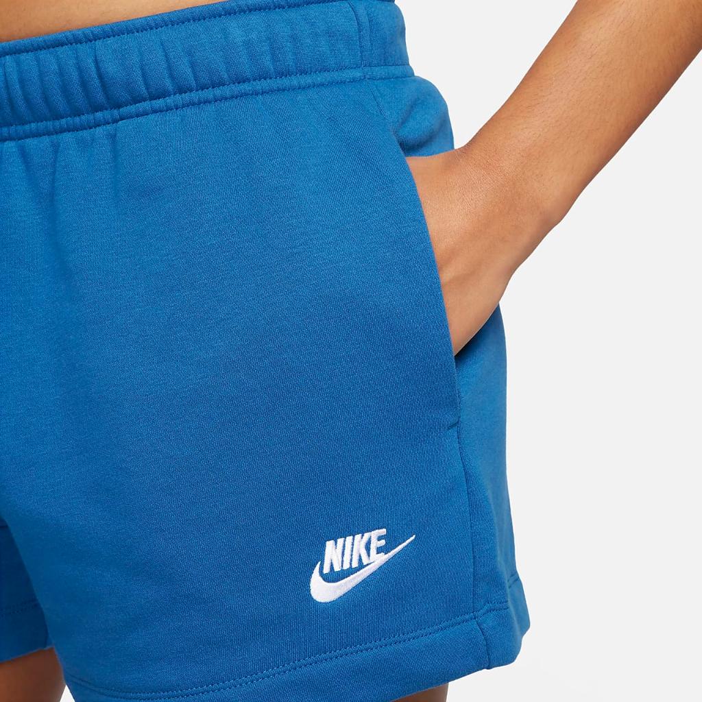 Nike Sportswear Club Fleece Women&#039;s Mid-Rise Shorts DQ5802-476