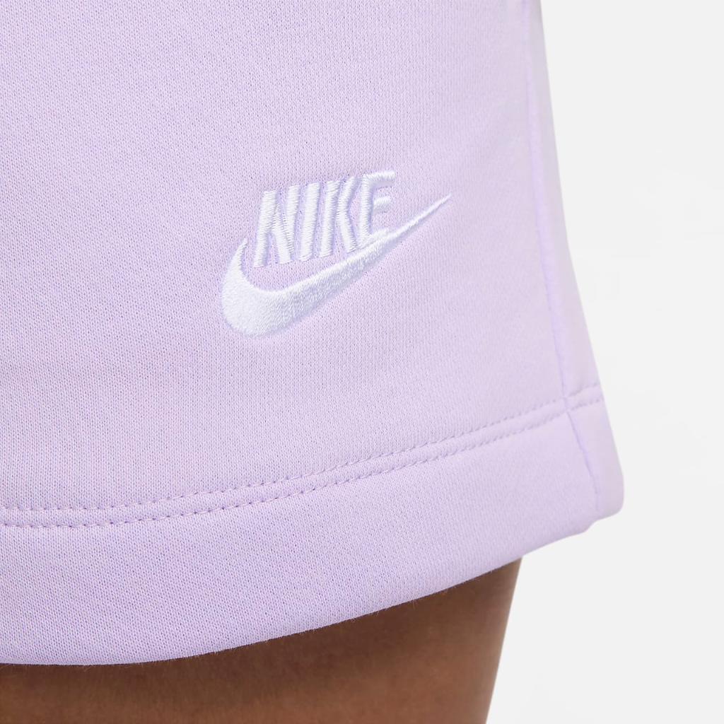 Nike Sportswear Club Fleece Women&#039;s Mid-Rise Shorts DQ5802-511
