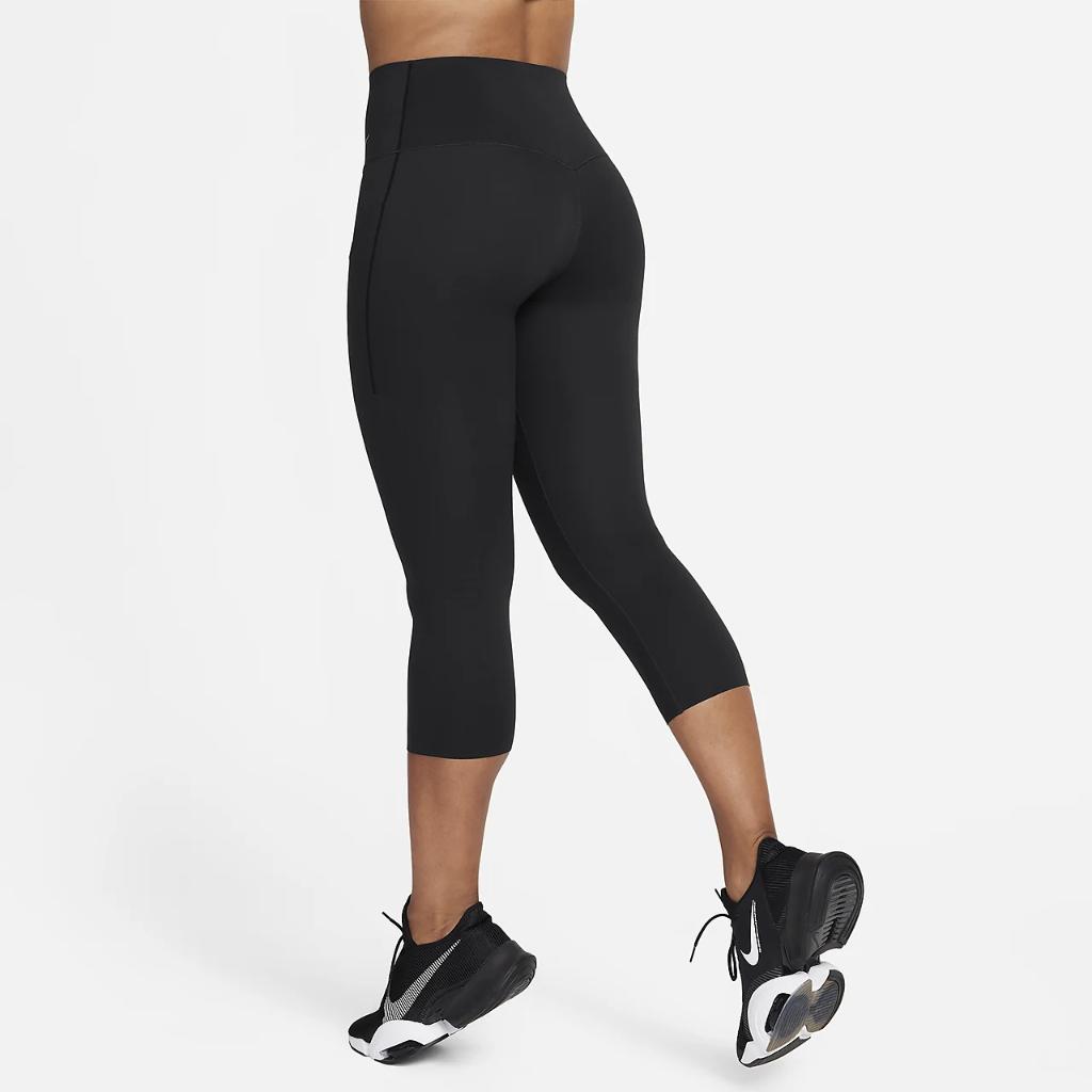 Nike Universa Women&#039;s Medium-Support High-Waisted Cropped Leggings with Pockets DQ5893-010