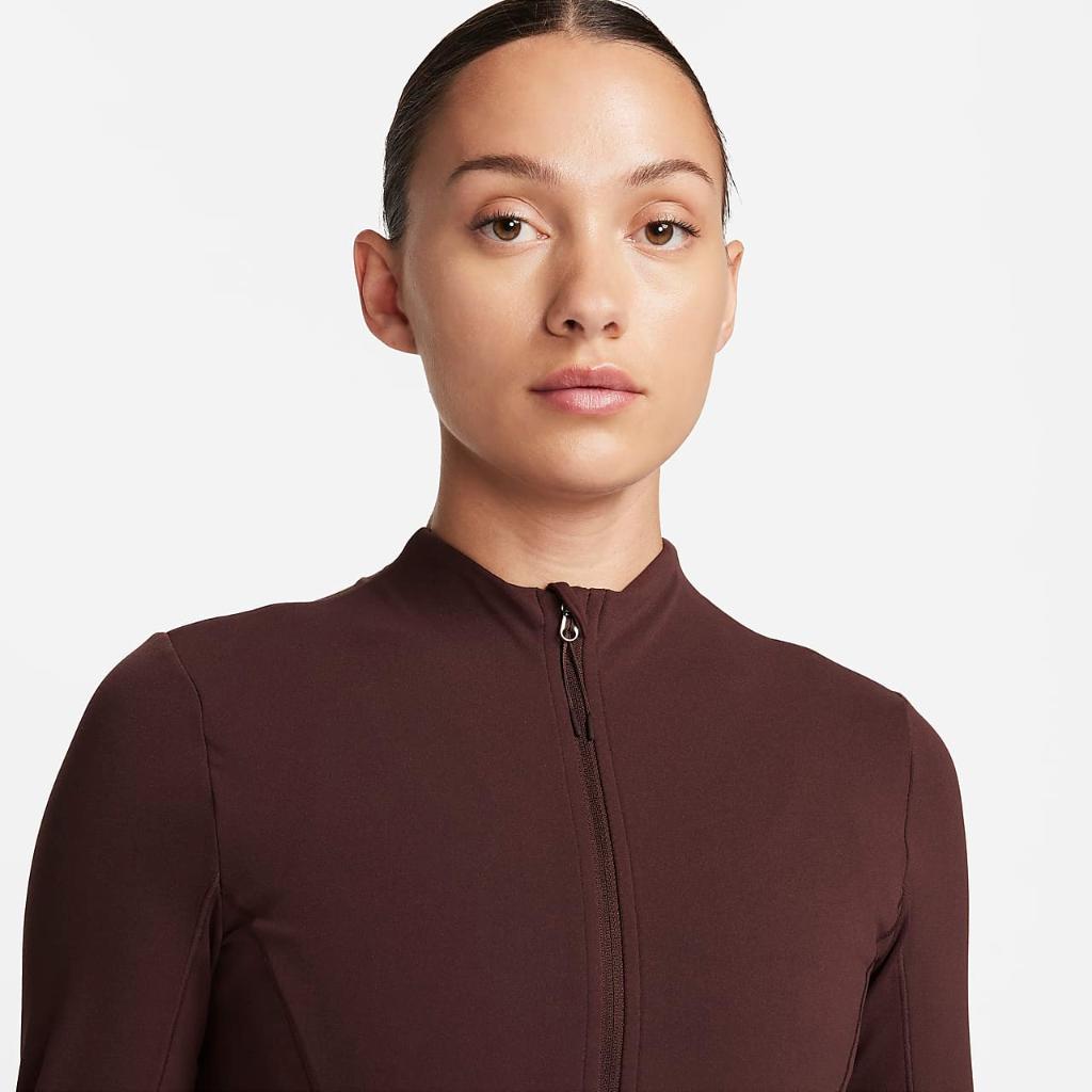 Nike Yoga Dri-FIT Luxe Women&#039;s Fitted Jacket DQ6001-227
