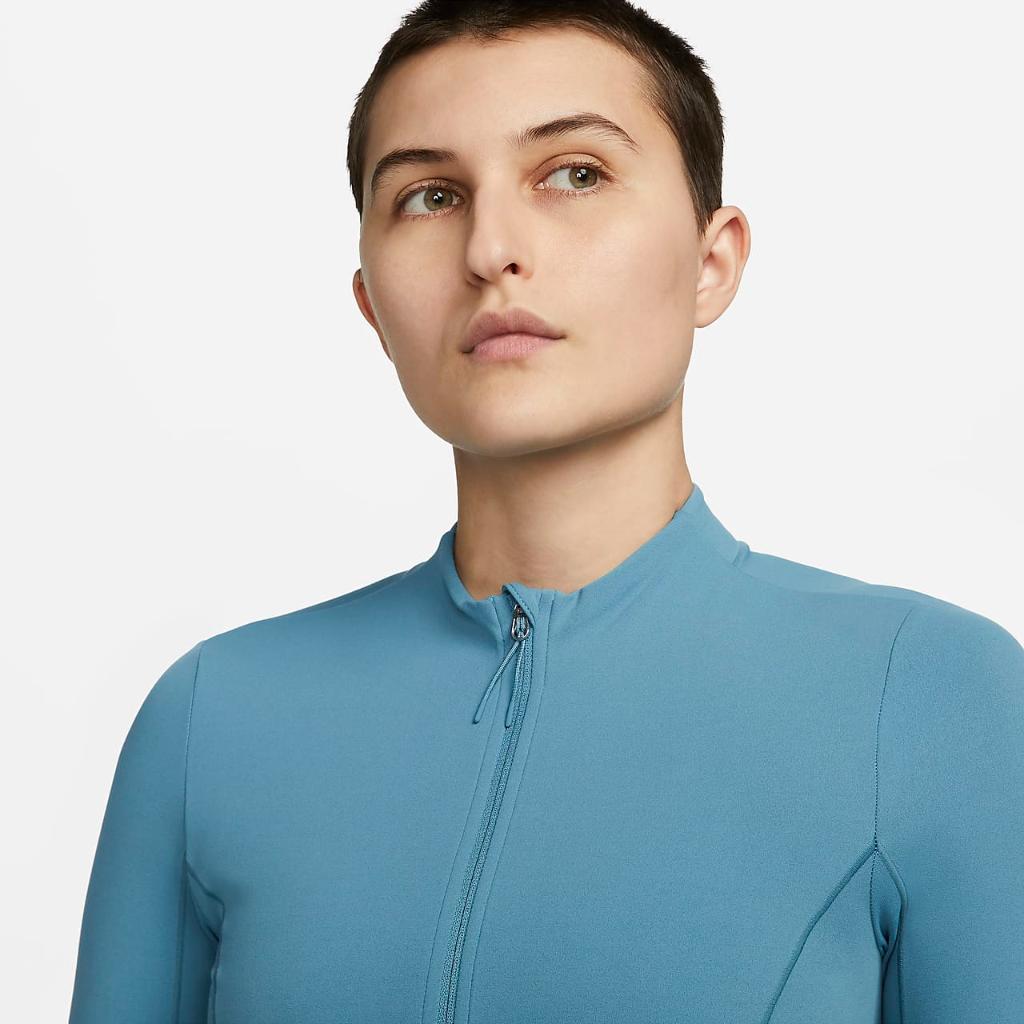 Nike Yoga Dri-FIT Luxe Women&#039;s Fitted Jacket DQ6001-440