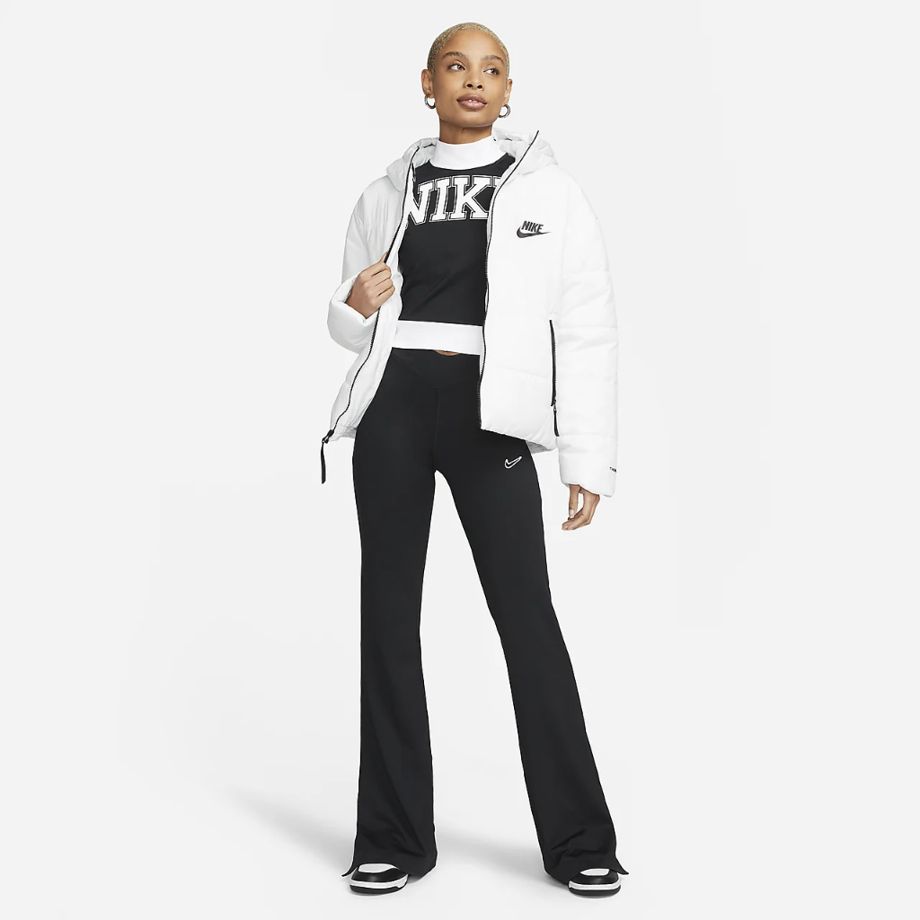 Nike Sportswear Team Nike Women&#039;s Long-Sleeve Top DQ6624-010