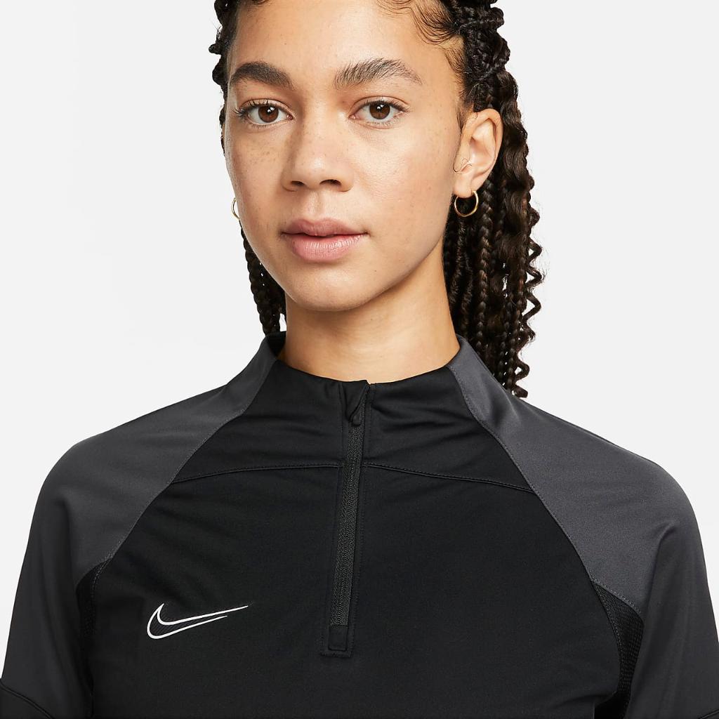 Nike Therma-FIT Strike Women&#039;s Drill Top DQ6825-010