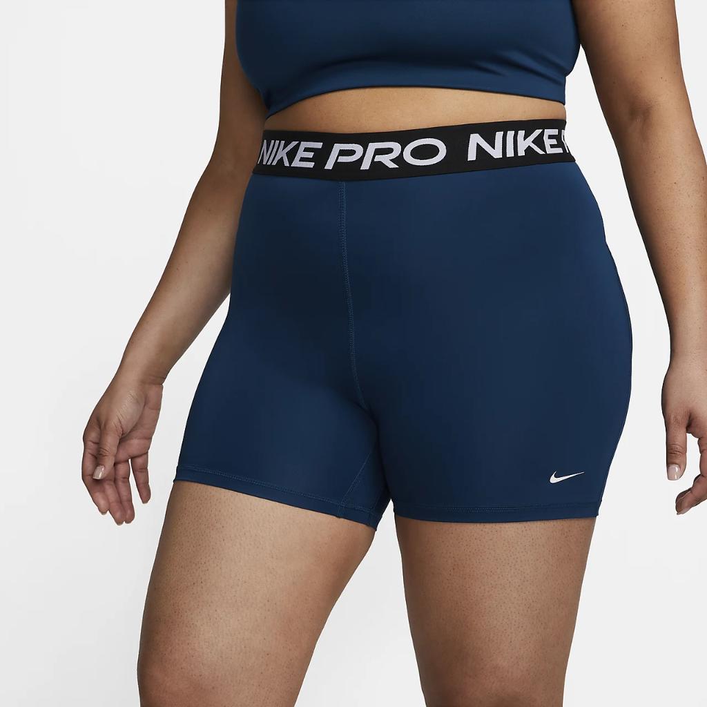 Nike Pro 365 Women&#039;s 5&quot; Shorts (Plus Size) DR6858-460