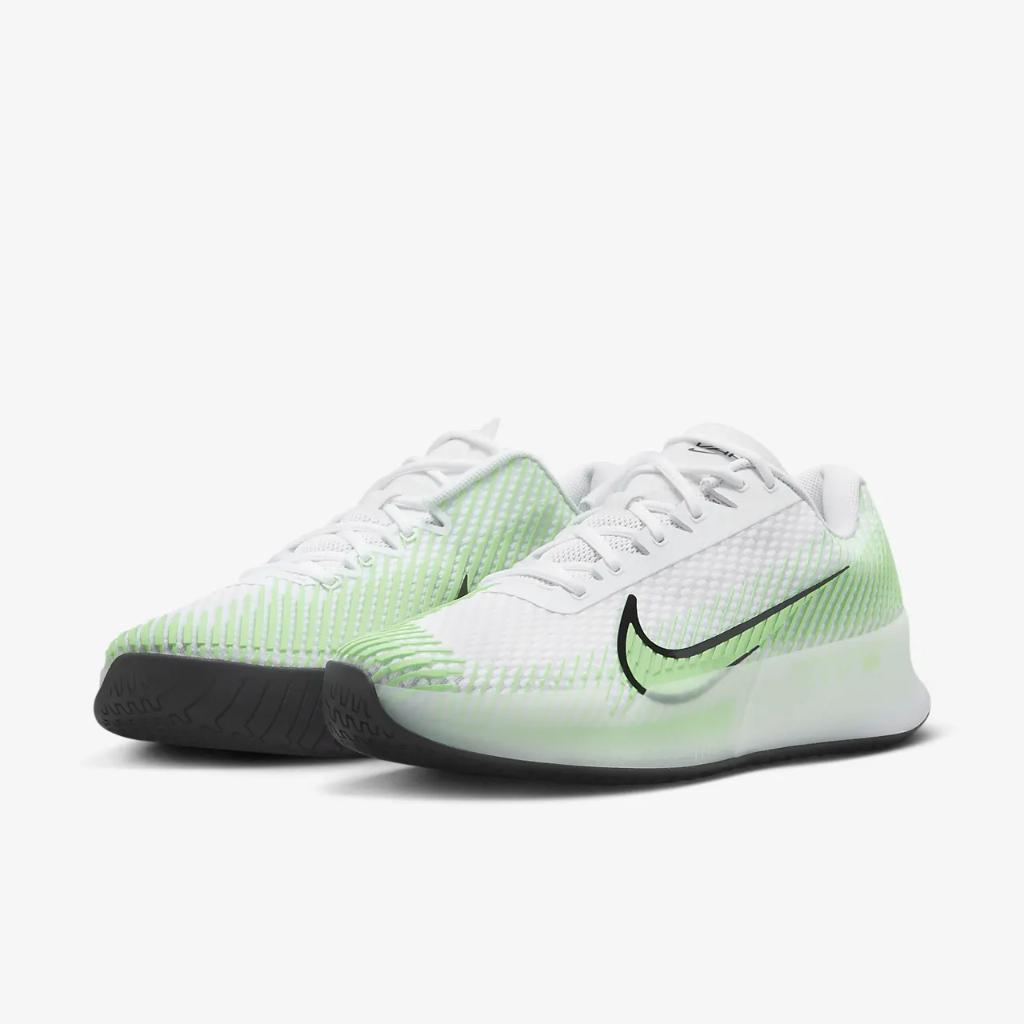 NikeCourt Air Zoom Vapor 11 Men&#039;s Hard Court Tennis Shoes DR6966-106