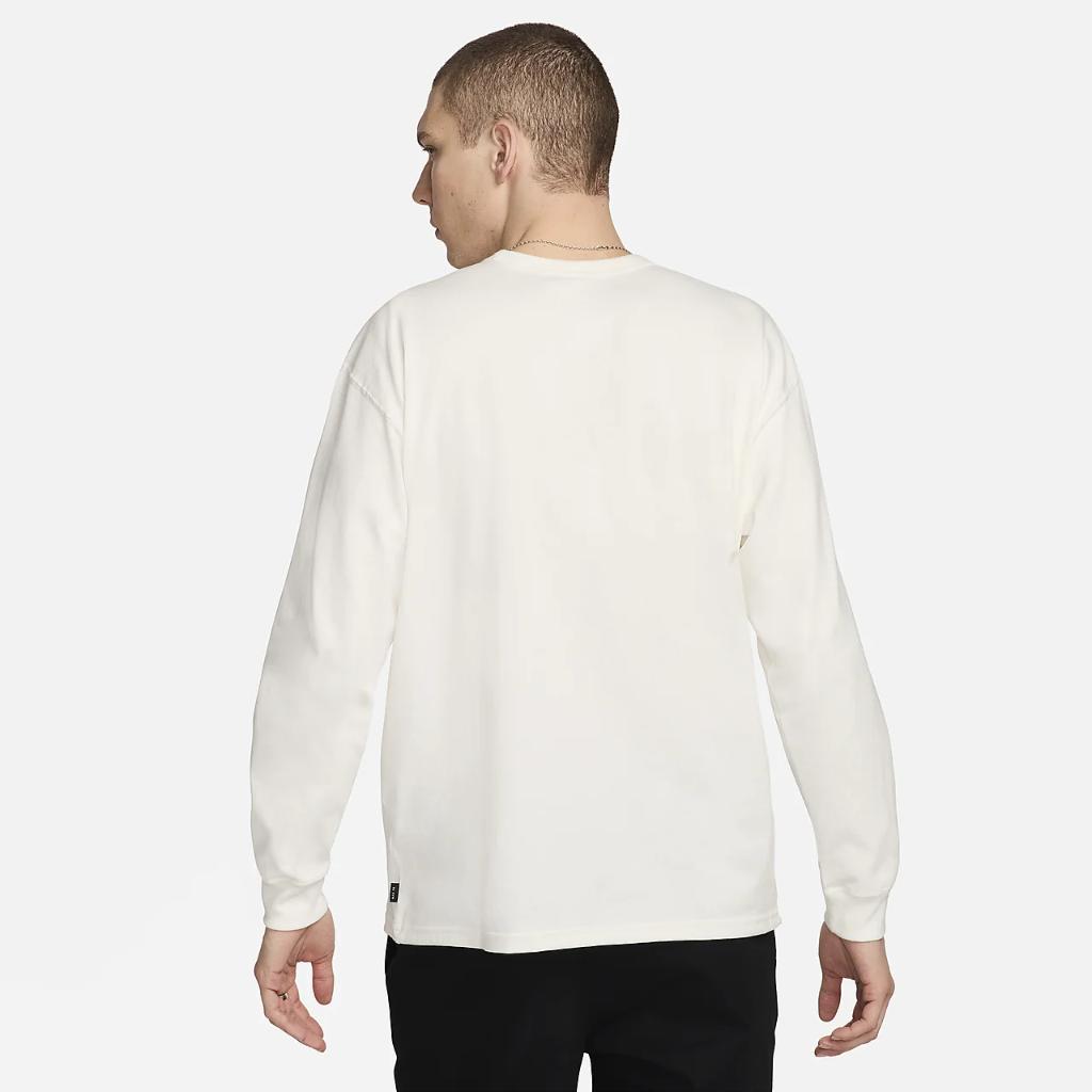 Nike Sportswear Premium Essentials Men&#039;s Long-Sleeve Pocket T-Shirt DR7929-133