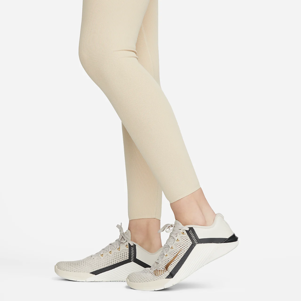 Nike One Luxe Women&#039;s Ribbed Leggings DV0049-126