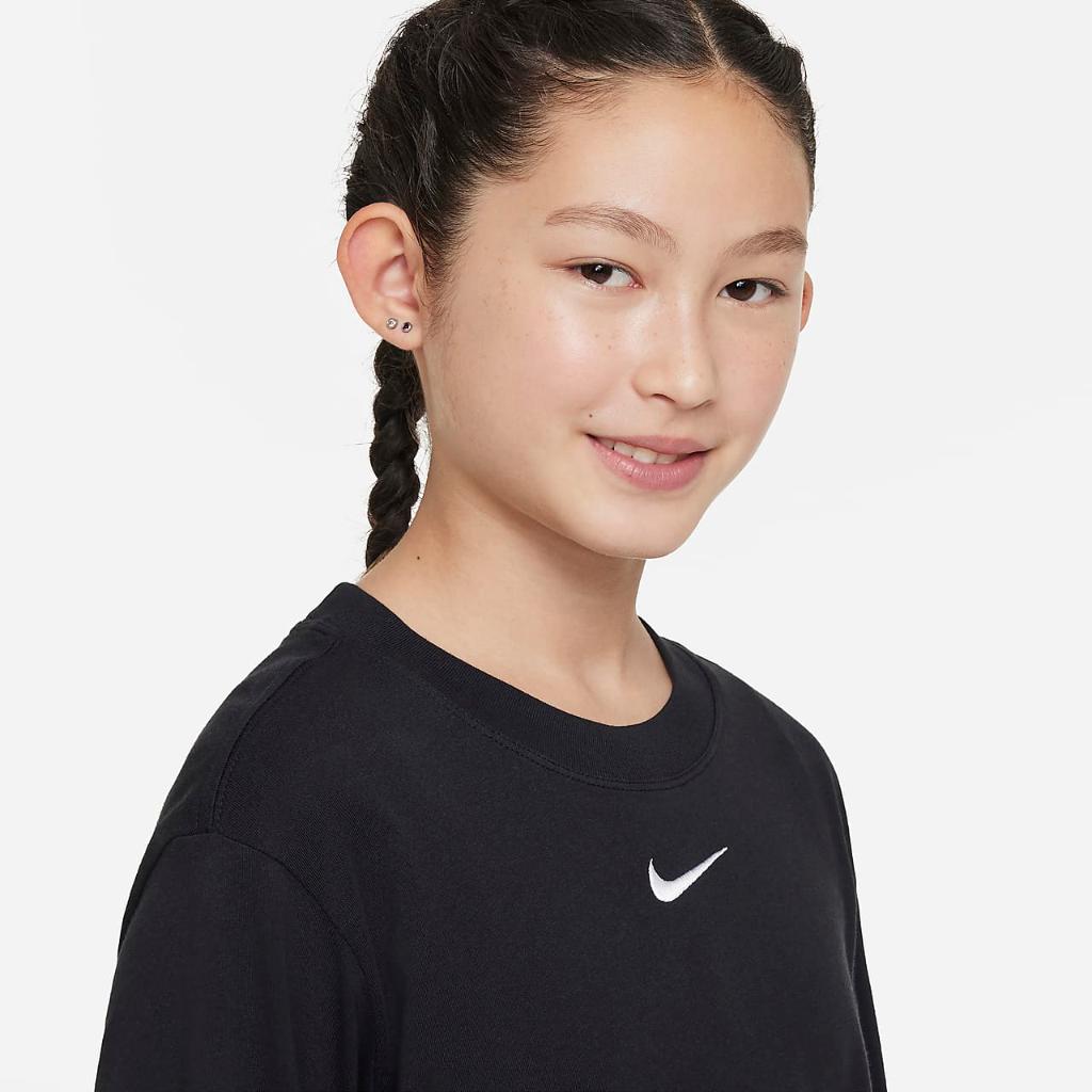 Nike Sportswear Essential Big Kids&#039; (Girls&#039;) Long-Sleeve T-Shirt DV0575-010