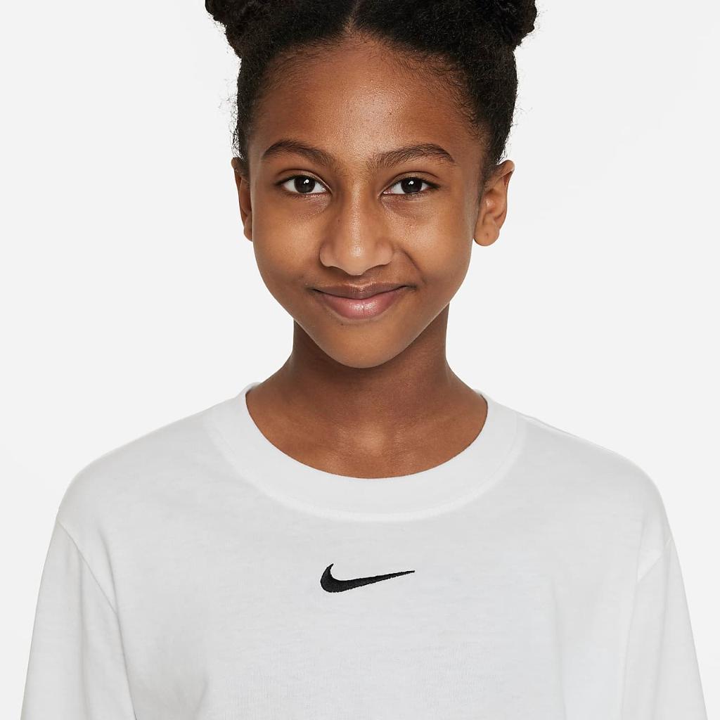 Nike Sportswear Essential Big Kids&#039; (Girls&#039;) Long-Sleeve T-Shirt DV0575-100