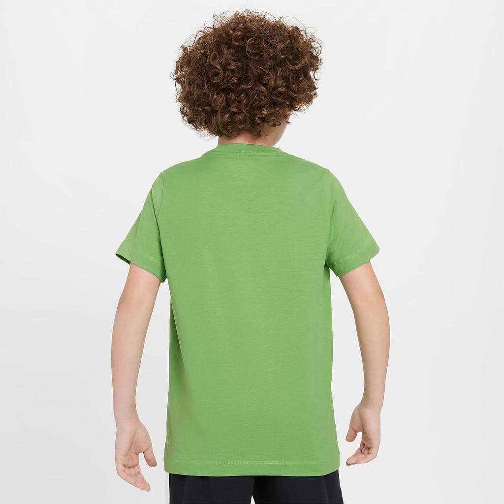 Nike Sportswear Big Kids&#039; (Boys&#039;) T-Shirt DV3934-350