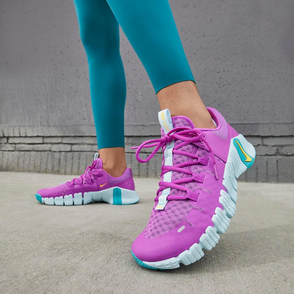 Nike Free Metcon 5 Women&#039;s Workout Shoes DV3950-501