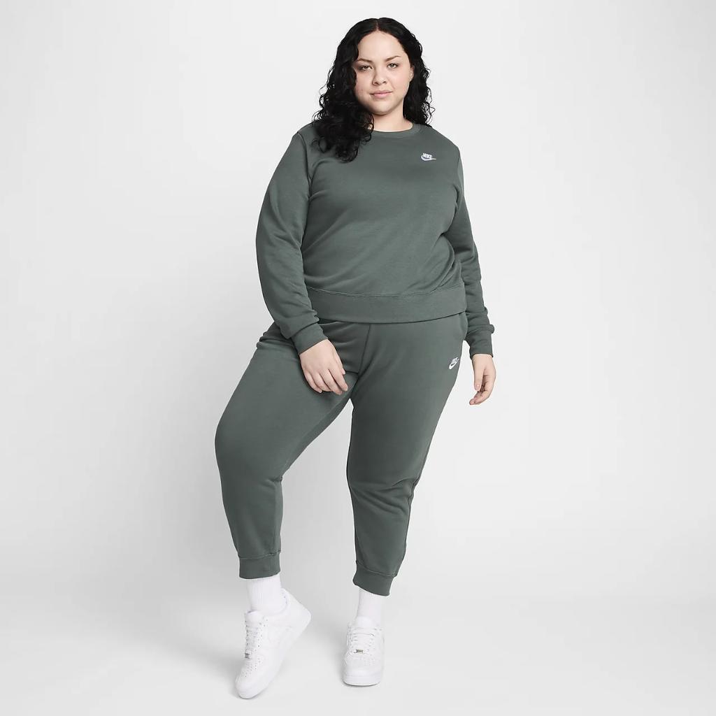 Nike Sportswear Club Fleece Women&#039;s Crew-Neck Sweatshirt (Plus Size) DV5087-338