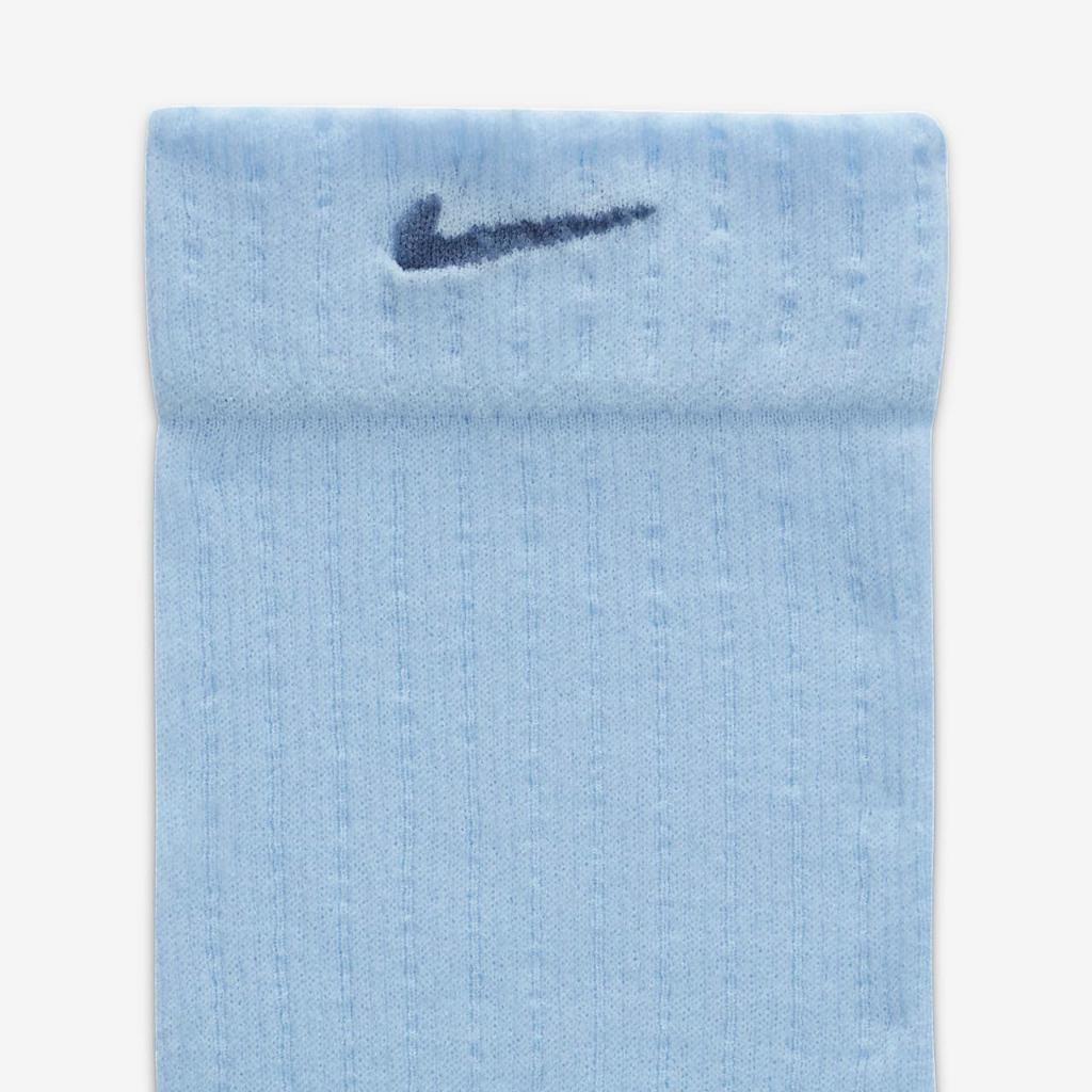 Nike Women&#039;s Sheer Crew Socks (1 Pair) DV5701-479