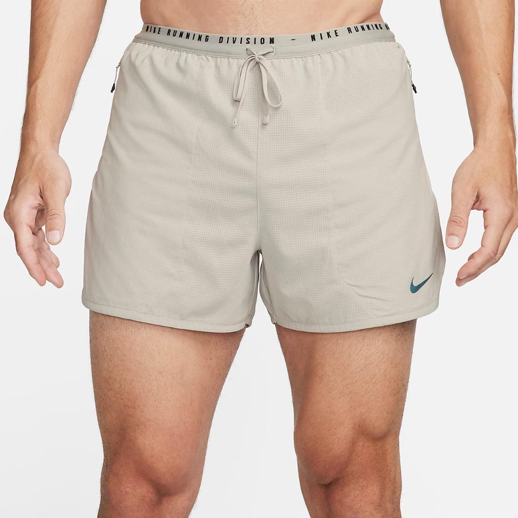 Nike Dri-FIT ADV Run Division Men&#039;s 4&quot; Brief-Lined Running Shorts DV9291-012