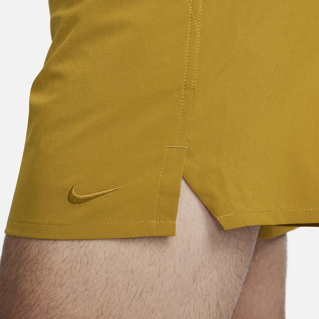 Nike Unlimited Men&#039;s Dri-FIT 5&quot; Unlined Versatile Shorts DV9336-716