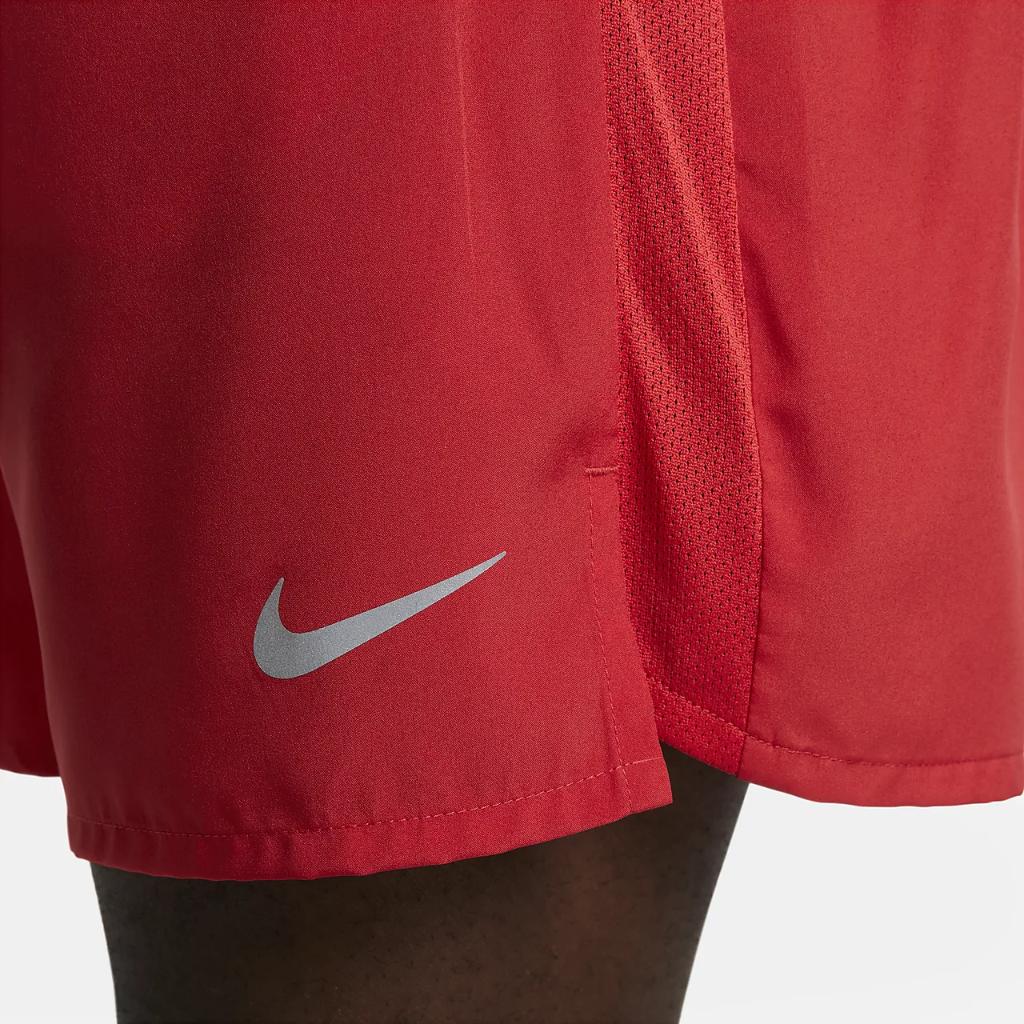 Nike Dri-FIT Challenger Men&#039;s 7&quot; Brief-Lined Running Shorts DV9359-657