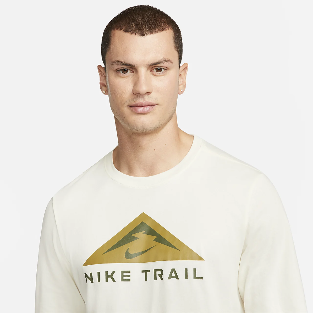 Nike Dri-FIT Men&#039;s Long-Sleeve Trail Running Crew DV9381-113