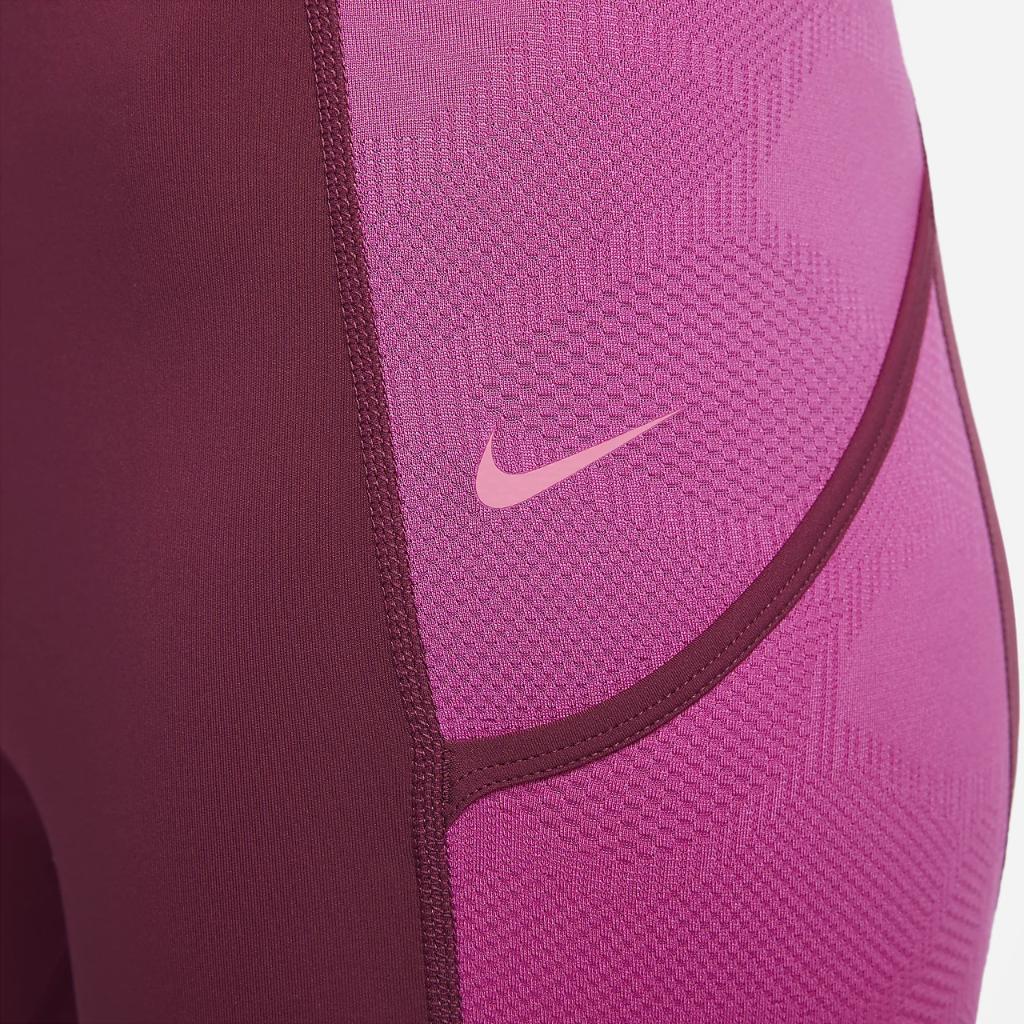 Nike Pro Women&#039;s High-Waisted 7/8 Training Leggings with Pockets DX0063-653