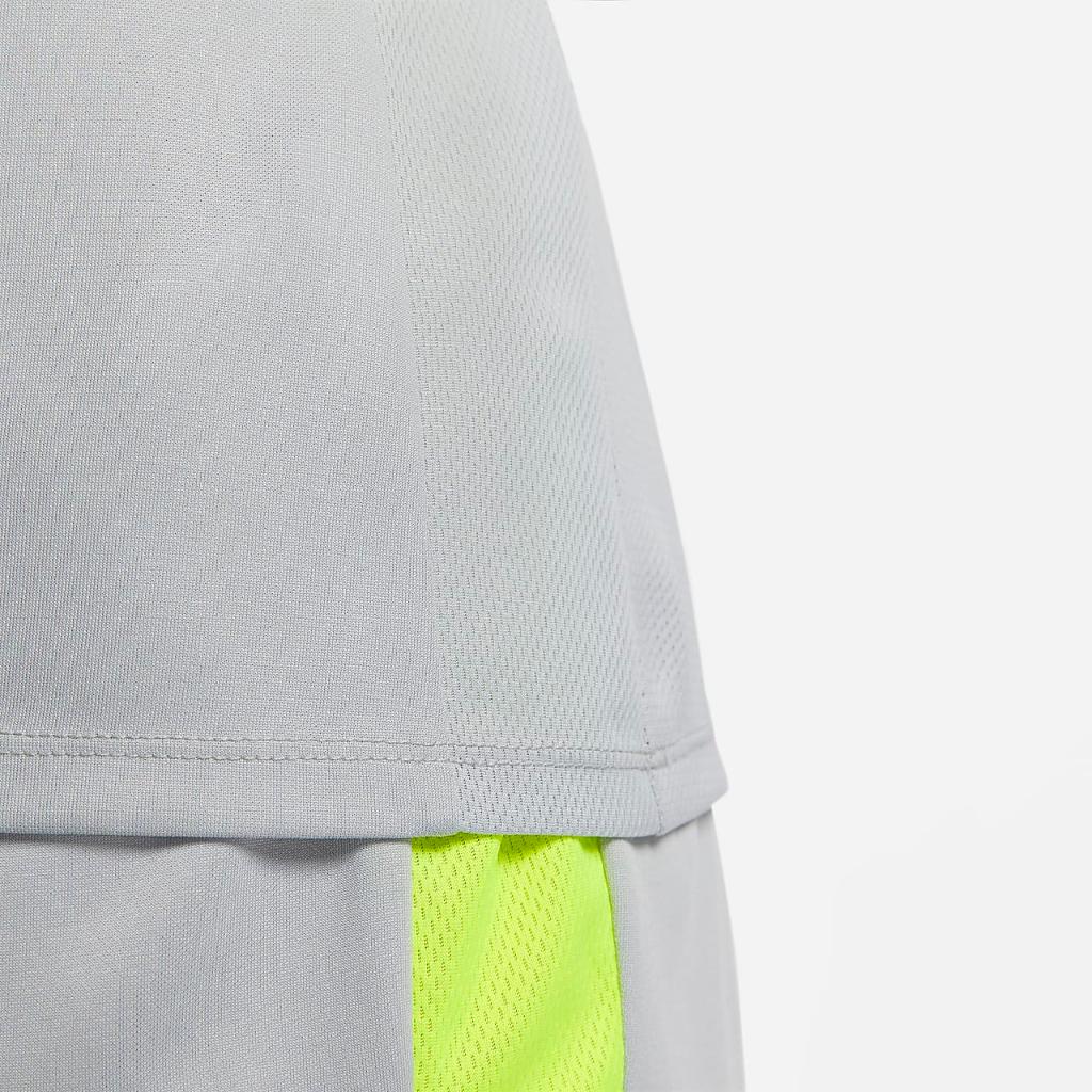 Nike Dri-FIT Academy Women&#039;s Short-Sleeve Soccer Top DX0521-007