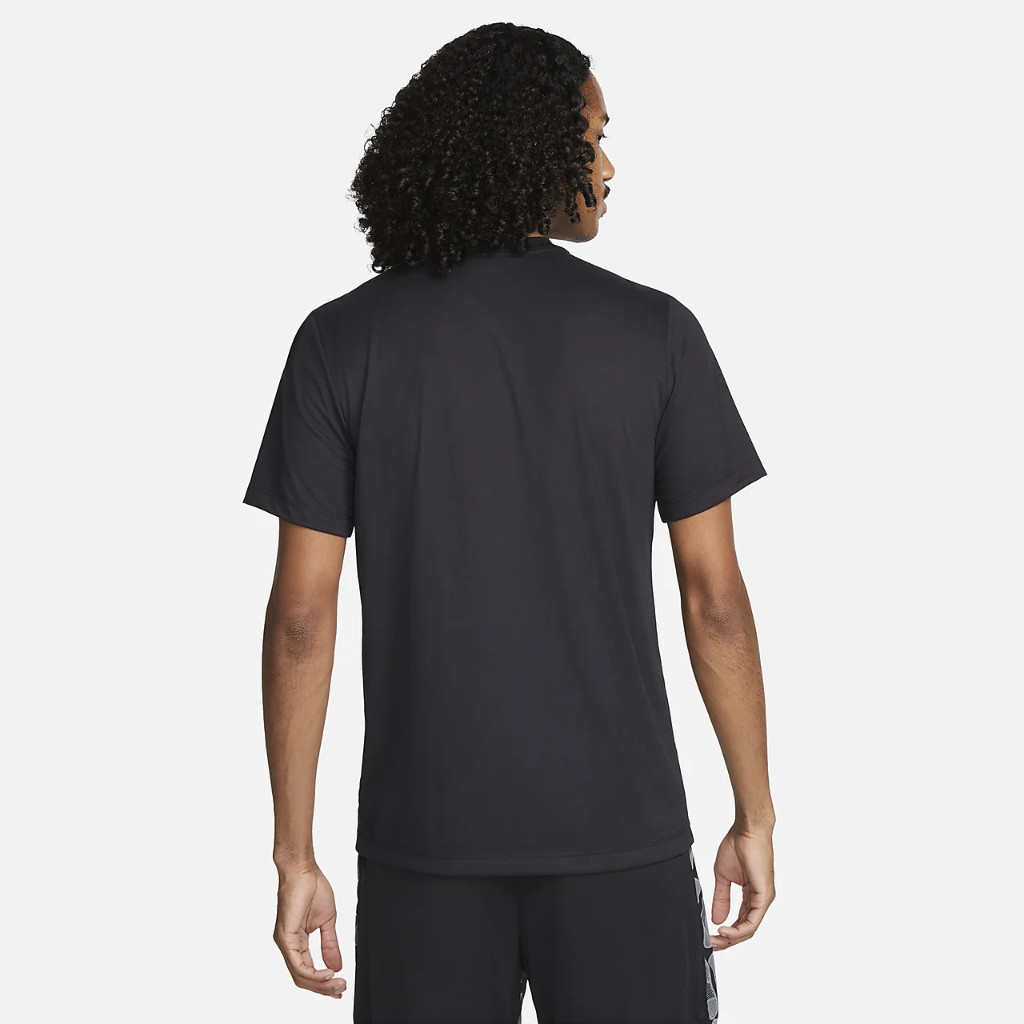 Nike Dri-FIT Men&#039;s Fitness T-Shirt DX0989-010