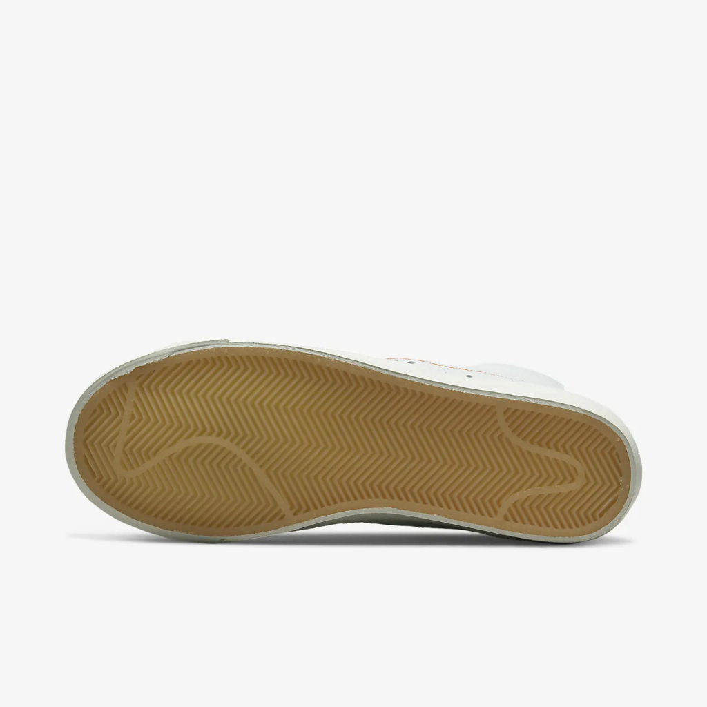Nike Blazer Mid &#039;77 Women&#039;s Shoes DX2350-100