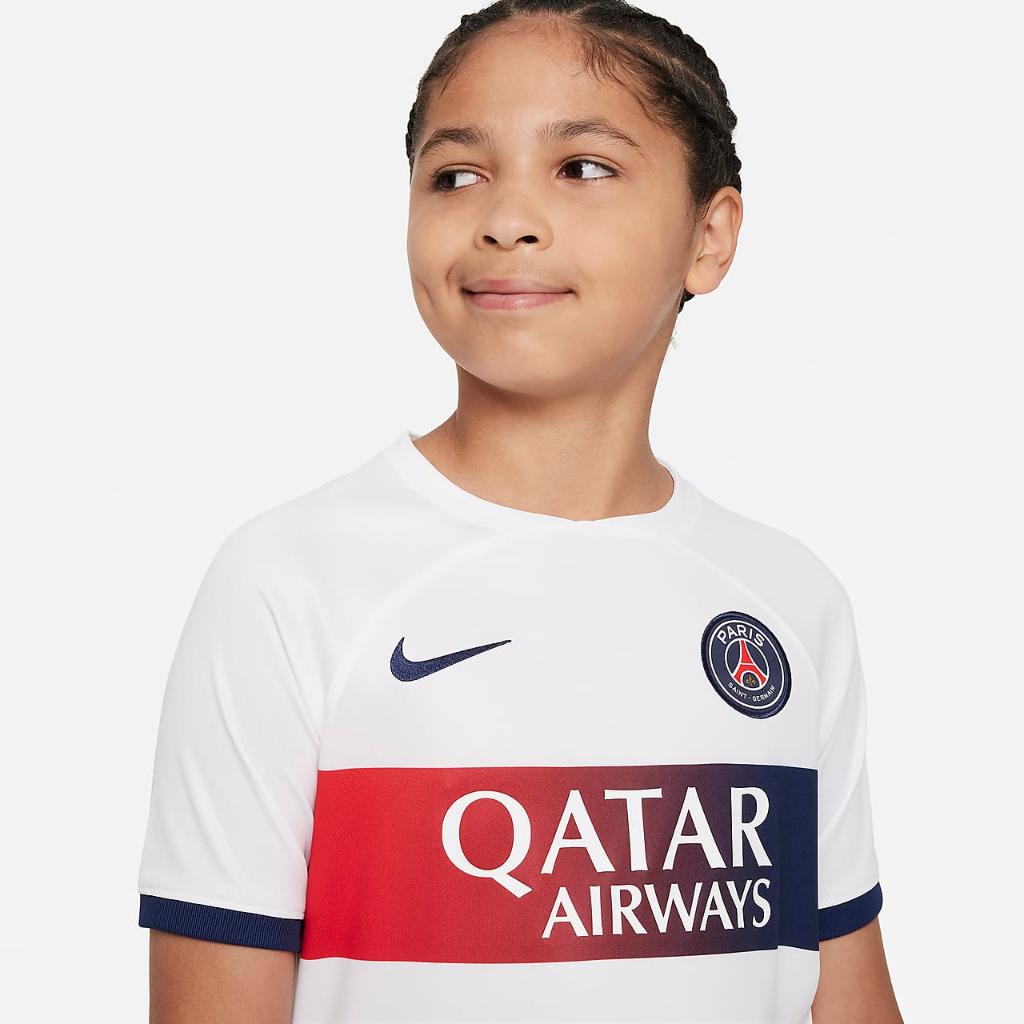 Paris Saint-Germain 2023/24 Stadium Away Big Kids&#039; Nike Dri-FIT Soccer Jersey DX2767-101
