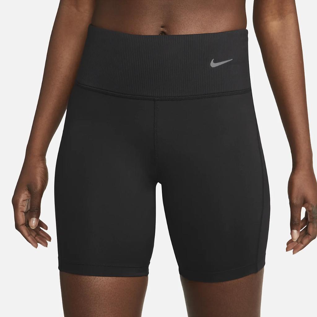 Nike Women&#039;s Tight Mid-Rise Ribbed-Panel Running Shorts with Pockets DX2951-010