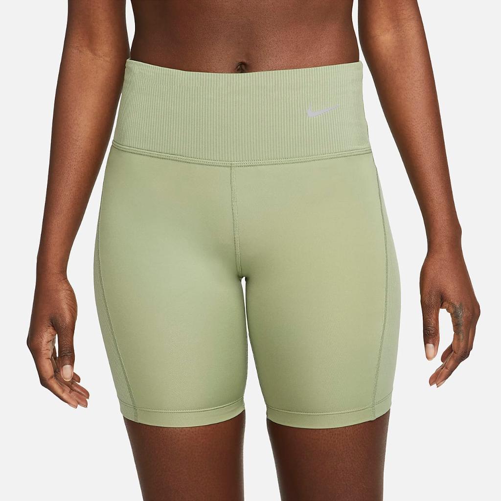 Nike Women&#039;s Tight Mid-Rise Ribbed-Panel Running Shorts with Pockets DX2951-386