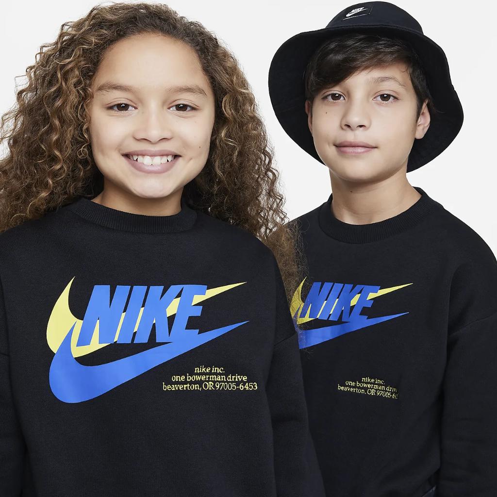 Nike Sportswear Icon Fleece Big Kids&#039; Oversized Sweatshirt DX5140-010