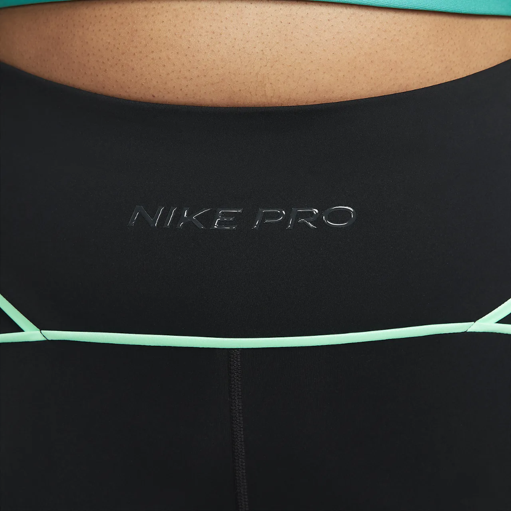 Nike Pro Women&#039;s Mid-Rise 7/8 Training Leggings (Plus Size) DX6349-010