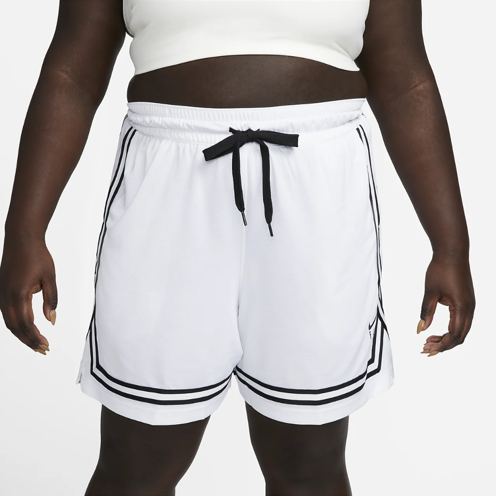 Nike Swoosh Fly Women&#039;s Crossover Shorts (Plus Size) DX6453-100