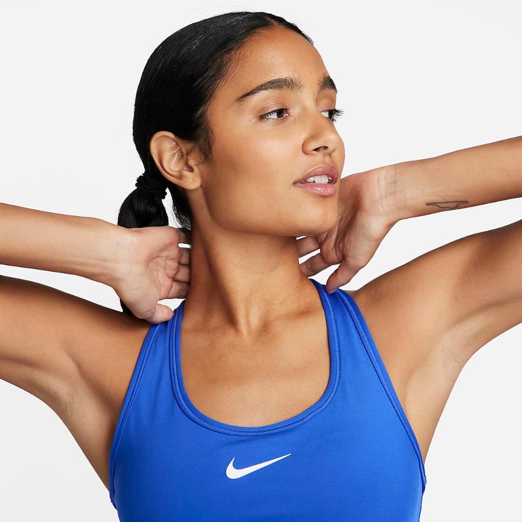 Nike Swoosh Medium Support Women&#039;s Padded Sports Bra DX6821-405