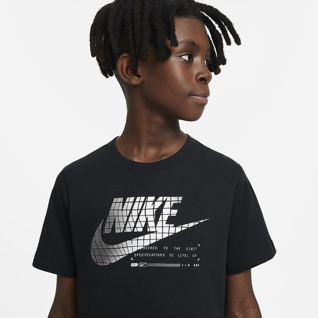 Nike Sportswear Big Kids&#039; (Boys&#039;) T-Shirt DX9507-010