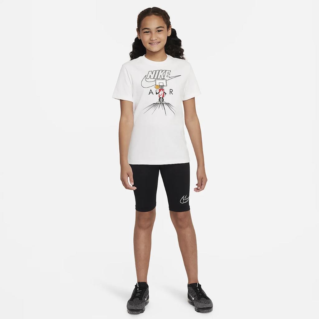 Nike Sportswear Big Kids&#039; T-Shirt DX9527-100