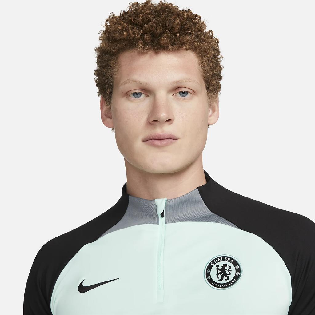 Chelsea FC Strike Men&#039;s Nike Dri-FIT Knit Soccer Drill Top DZ0839-354