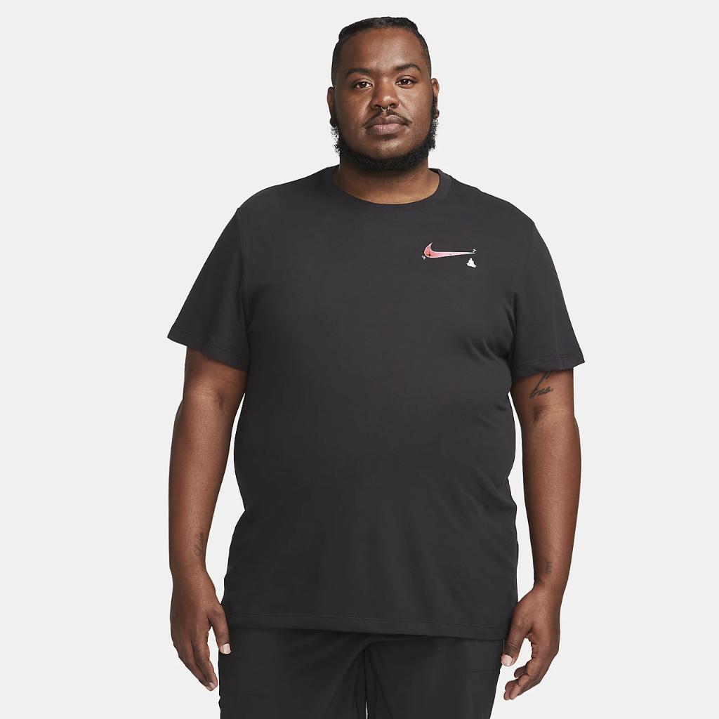 Nike Dri-FIT Men&#039;s Yoga T-Shirt DZ2649-010
